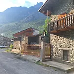 Daire La Casa Del Gigante Frassino *