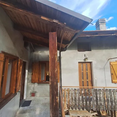 La Casa Del Gigante Frassino Apartment