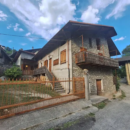 La Casa Del Gigante Frassino * Acceglio
